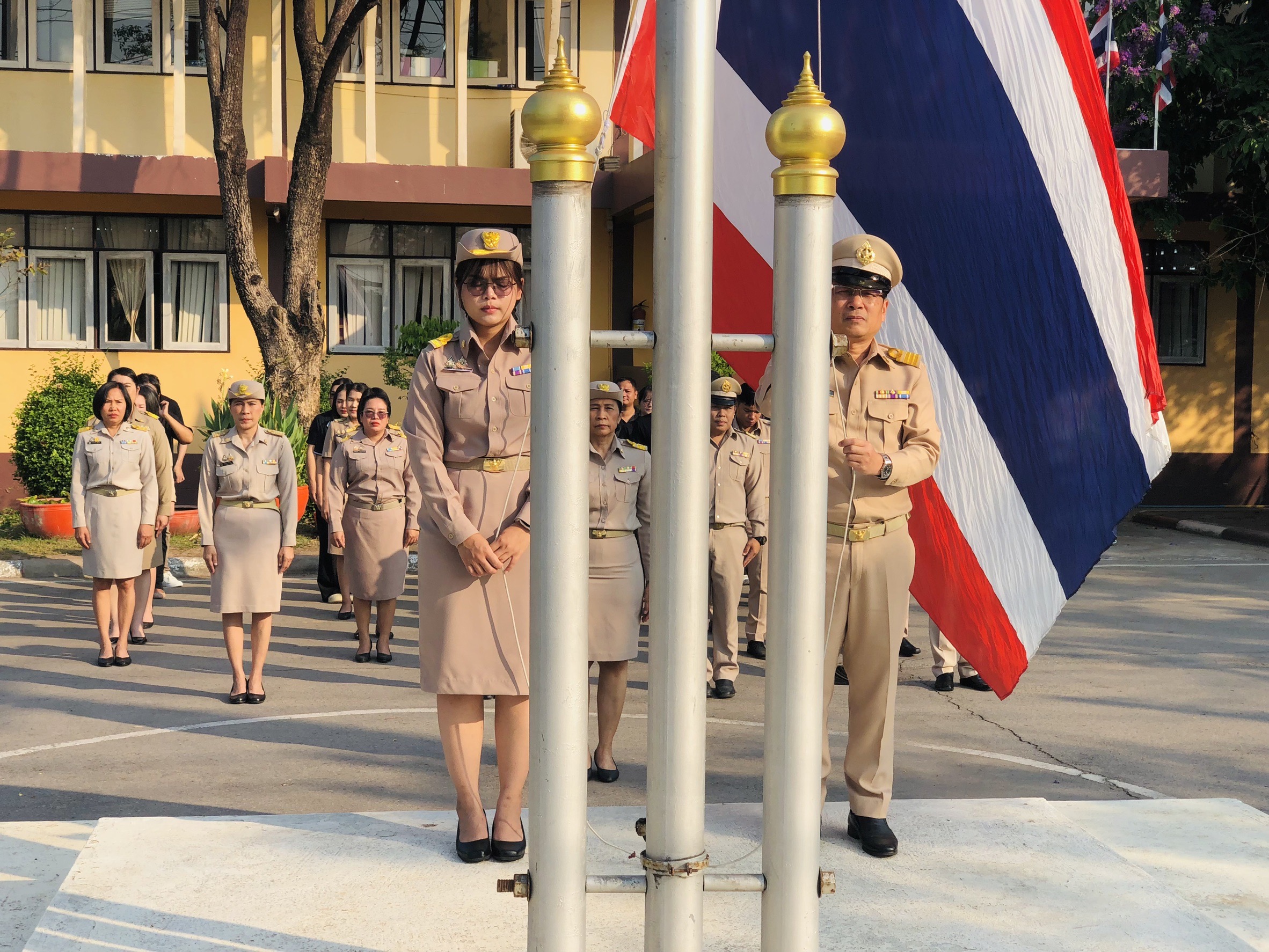 title - ส.ป.ก. อุดรธานี จัดกิจกรรมเข้าแถวเคารพธงชาติ เสริมสร้างความรักชาติและพลังสามัคคีในองค์กร